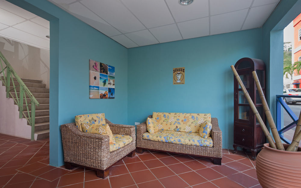 The Ritz Hostel ウィレムスタッド エクステリア 写真